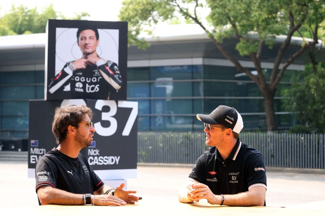Antonio Felix da Costa, TAG Heuer Porsche Formula E Team, Nick Cassidy, Jaguar TCS Racing