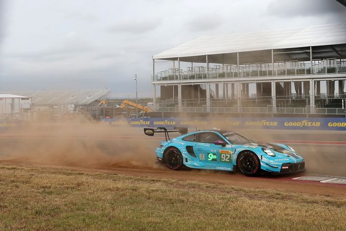 #92 Manthey 1St Phorm Porsche 911 GT3 R LMGT3: Ryan Hardwick, Riccardo Pera, Richard Lietz