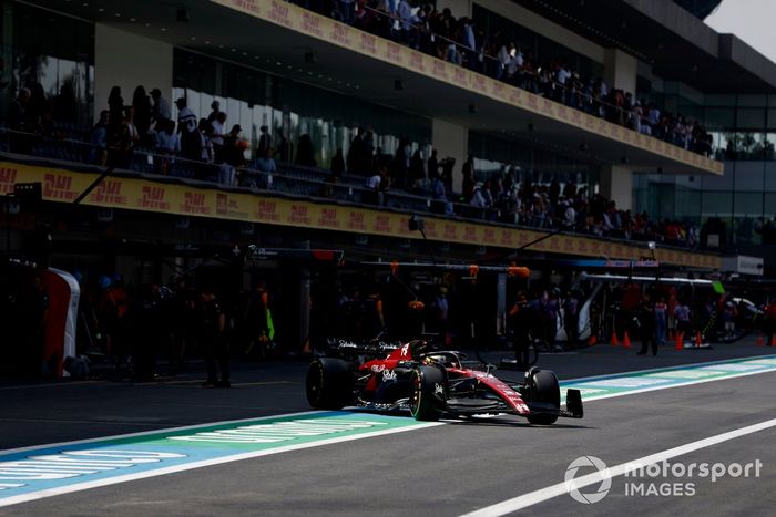 Theo Pourchaire, Alfa Romeo C43, sale del garaje