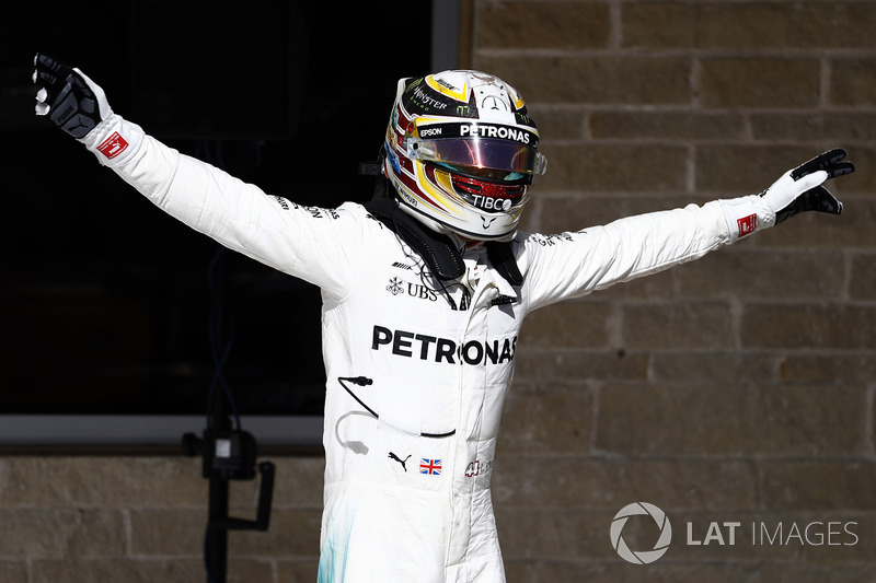 Yarış galibi Lewis Hamilton, Mercedes AMG F1, Parc Ferme