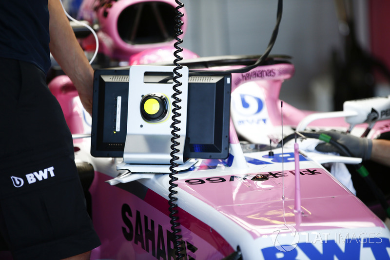 Esteban Ocon, Force India VJM11 Mercedes