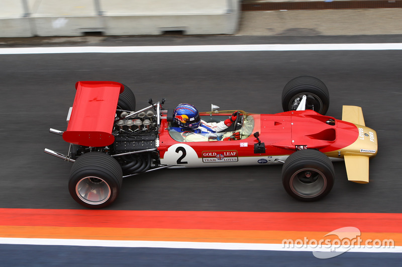 Едріан Ньюі, Lotus 49B