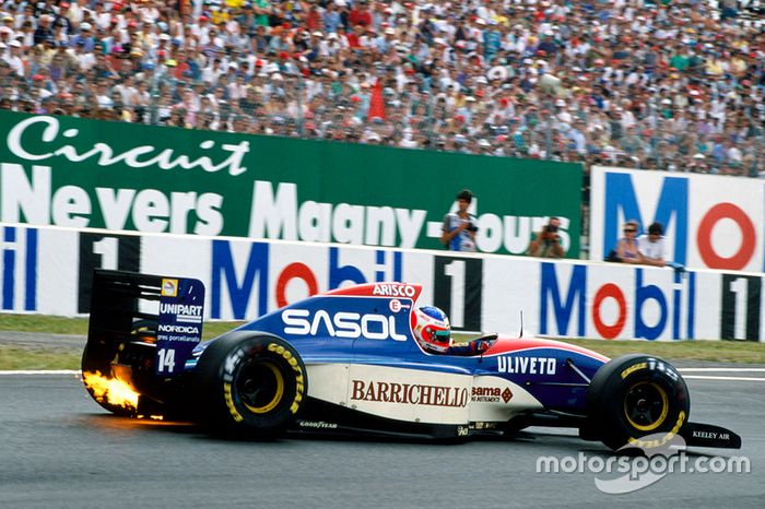 Rubens Barrichello é o 23º da lista, estreando no GP da África do Sul de 1993 com 20 anos, nove meses e 19 dias.