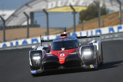 #8 Toyota Gazoo Racing Toyota TS050 Hybrid: Anthony Davidson, Sébastien Buemi, Kazuki Nakajima