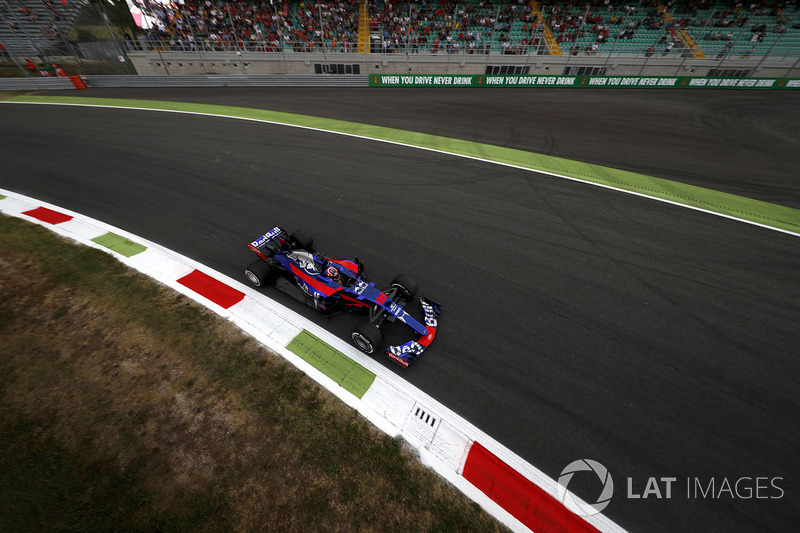 Данііл Квят, Scuderia Toro Rosso STR12