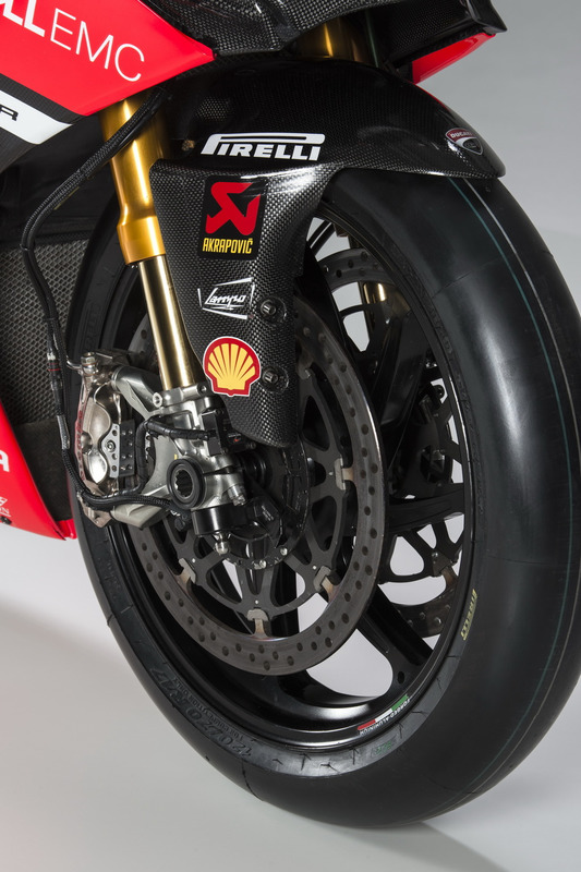 Detalle de moto, Marco Melandri, Ducati Team