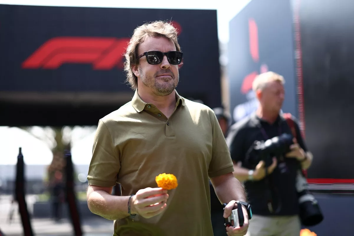 Fernando Alonso, Aston Martin Racing