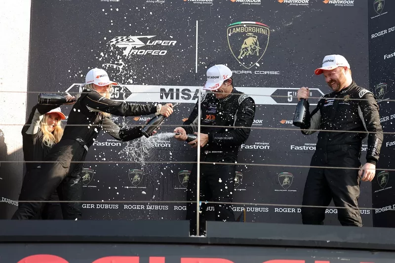 Il podio di Gara 1, Lamborghini Super Trofeo North America