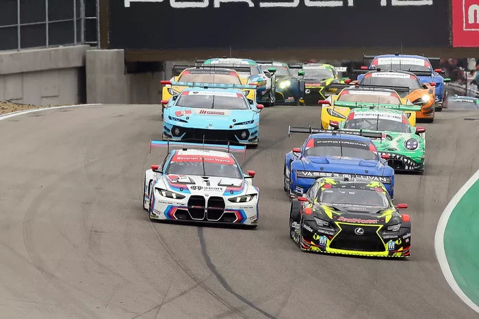 #14 Vasser Sullivan Racing: Jack Hawksworth, Ben Barnicoat