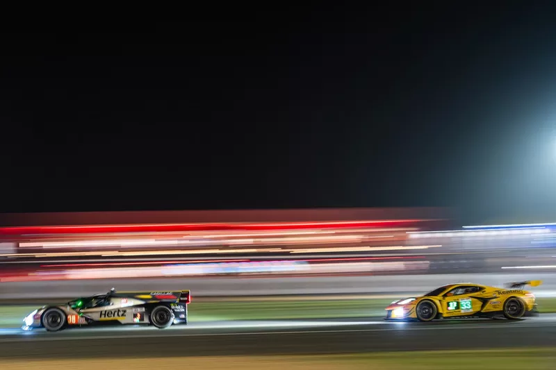 #38 Cadillac Hertz Team Jota Cadillac V-Series.R: Sebastien Bourdais, Earl Bamber, Jack Aitken, #33 TF Sport Corvette Z06 LMGT3.R: Ben Keating, Jonny Edgar, Nicky Catsburg