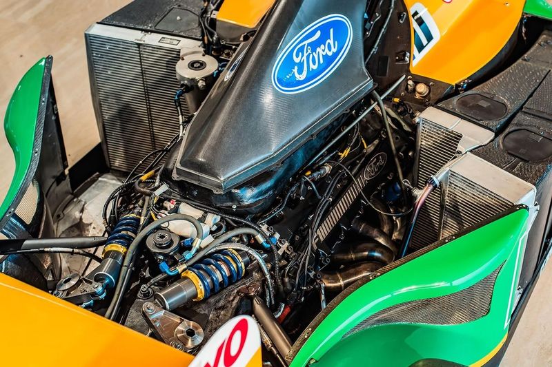 La Benetton B192-Ford, châssis 05, restaurée. 