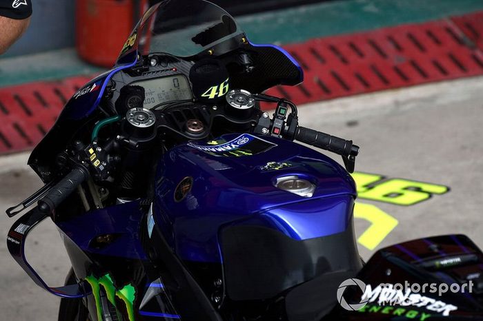 Valentino Rossi, Yamaha Factory Racing, bike