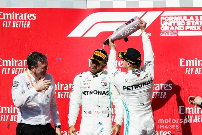 World Champion Lewis Hamilton, Mercedes AMG F1, race winner Valtteri Bottas, Mercedes AMG F1 and James Allison, Technical Director, Mercedes AMG celebrate on the podium 