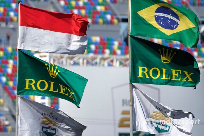 Rolex Daytona flags