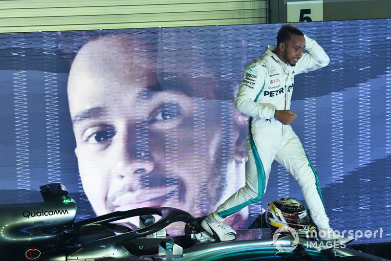 Pemenang GP Singapura 2018: Lewis Hamilton, Mercedes-AMG F1 W09