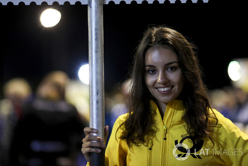 Chica de la parrilla
