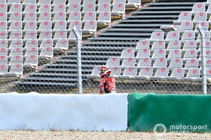 Caída de Pol Espargaró, caída del Tech3 GASGAS Factory Racing