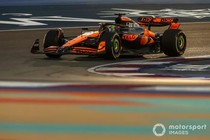 Oscar Piastri, McLaren MCL38