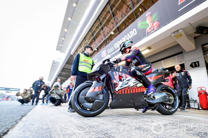 Lorenzo Savadori, Aprilia Racing Team
