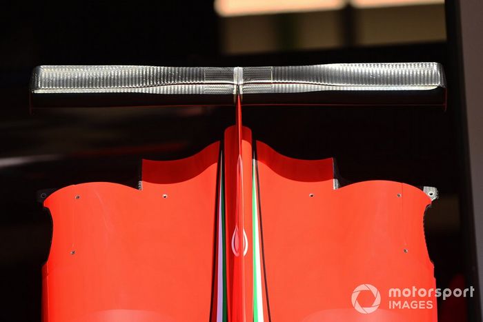 Detalle técnico de la carrocería de Ferrari