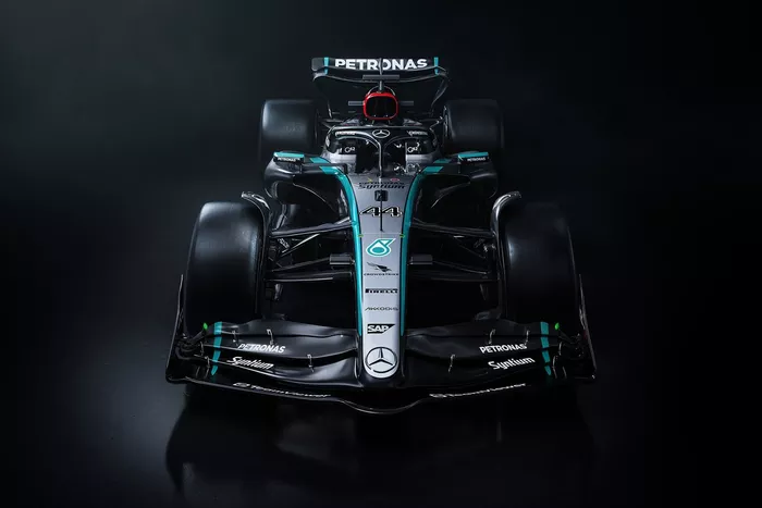 Lewis Hamilton, Mercedes W15