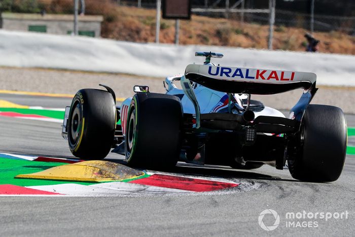 Mick Schumacher, Haas VF-22