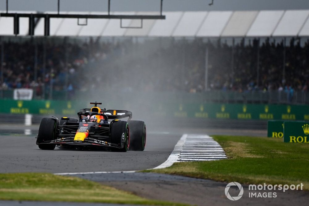 Max Verstappen mocht de GP van Groot-Brittannië van P1 beginnen en sloeg ook in de race toe