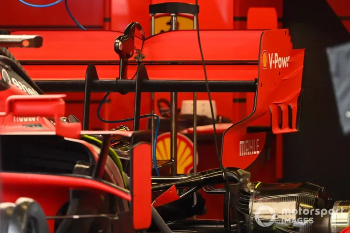 Ferrari SF1000 arka kanat