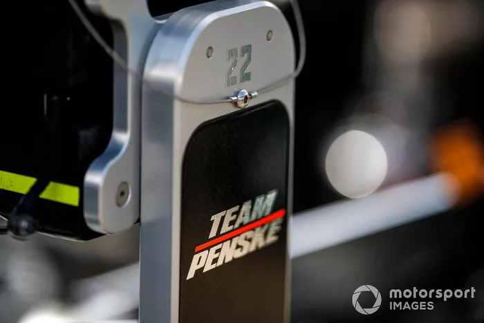 Simon Pagenaud, Team Penske Chevrolet, logo de Penske