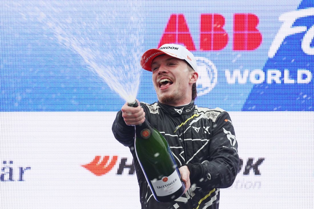 Podium: trzecie miejsce Dan Ticktum, Kiro Race Co