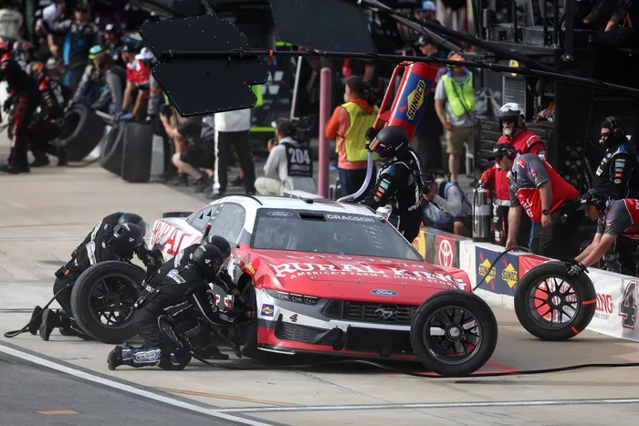 Noah Gragson, Front Row Motorsports Ford