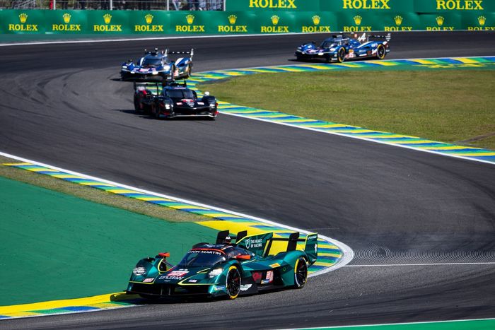 #009 Aston Martin Thor Team Aston Martin Valkyrie: Alex Riberas, Marco Sorensen