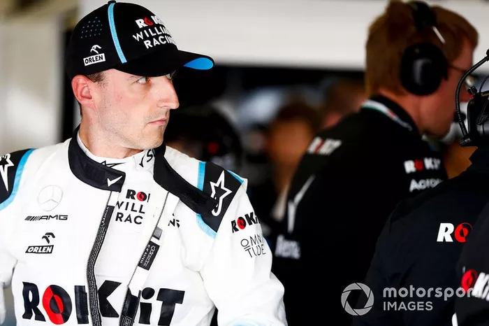 15 - Robert Kubica