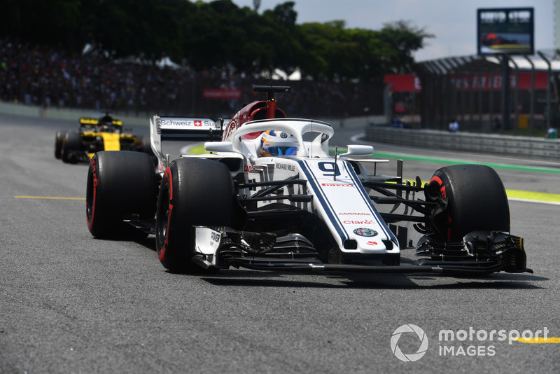 Marcus Ericsson, Alfa Romeo Sauber C37 on the grid