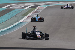 Konstantin Tereshchenko, Campos Racing leads Alessio Lorandi, Jenzer Motorsport