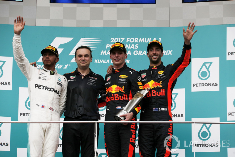 Podium: second place Lewis Hamilton, Mercedes AMG F1, Race winner Max Verstappen, Red Bull Racing, third place Daniel Ricciardo, Red Bull Racing