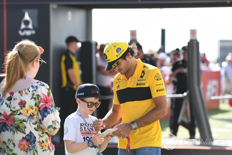 Carlos Sainz Jr., Renault Sport F1 Team