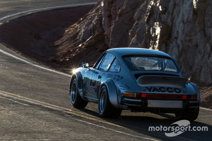 #19 Laure Many, Porsche 911 SC 3.0l Gr4