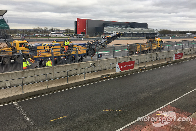 Silverstone circuit resurfacing