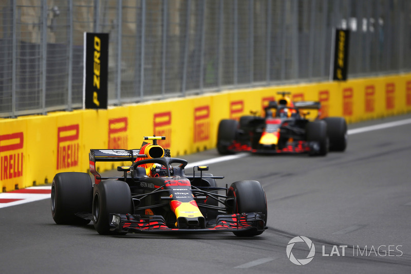 Max Verstappen, Red Bull Racing RB14 Tag Heuer, Daniel Ricciardo, Red Bull Racing RB14 Tag Heuer