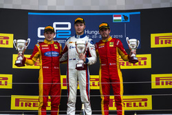 Podium: Sieger Sergey Sirotkin, ART Grand Prix; 2. Jordan King, Racing Engineering; 3. Norman Nato,