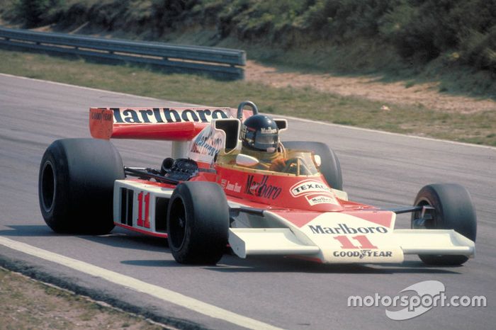 1976