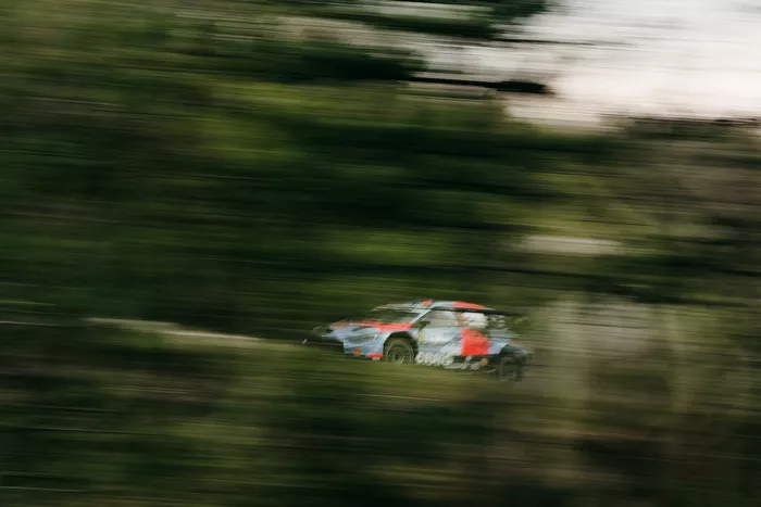 Hayden Paddon, John Kennard, Hyundai Shell Mobis World Rally Team Hyundai i20 N Rally1