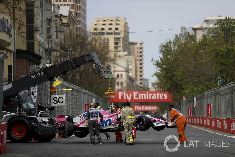 GP Azerbaijan - Insiden lap pertama