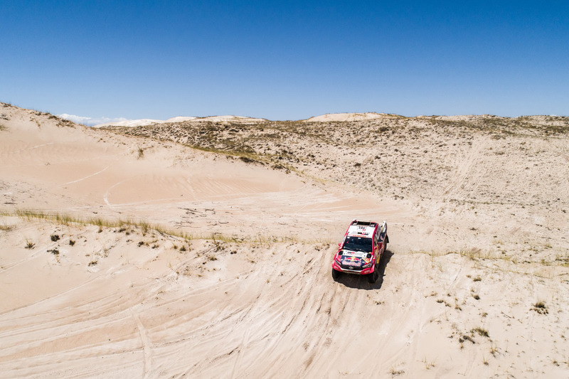 #301 Toyota Gazoo Racing Toyota Hilux: Nasser Al-Attiyah, Matthieu Baumel