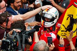 Sebastian Vettel, Ferrari, celebra su victoria