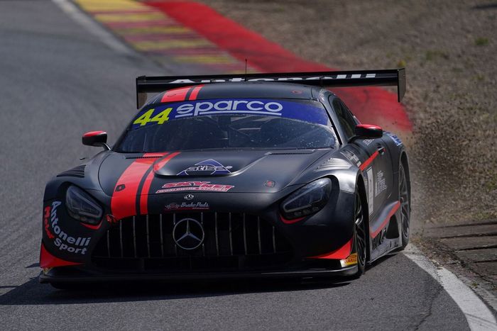 #44 Antonelli Motorsport, Mercedes-AMG GT3: Emidio Pesce, Jop Rappange