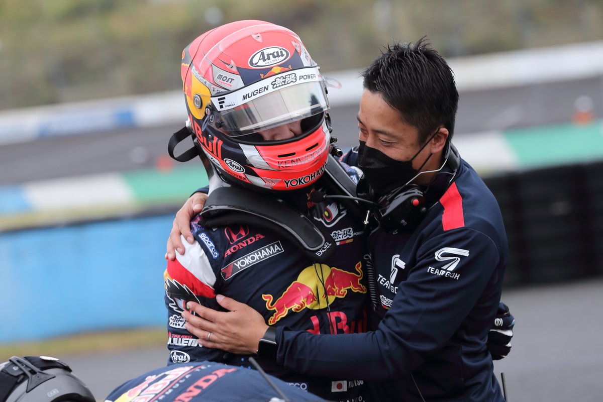 山本尚貴&立川祐路ヘルメットモデルカーセット ▶︎NAOKI YAMAMOTO Driver's Cap 2025 山本尚貴選手の