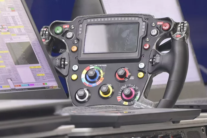 Detalle del volante del Red Bull Racing RB16B