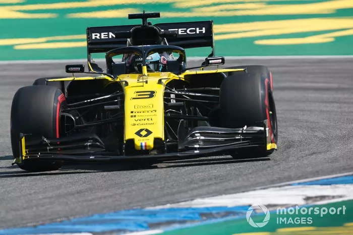 Daniel Ricciardo, Renault F1 Team R.S.19